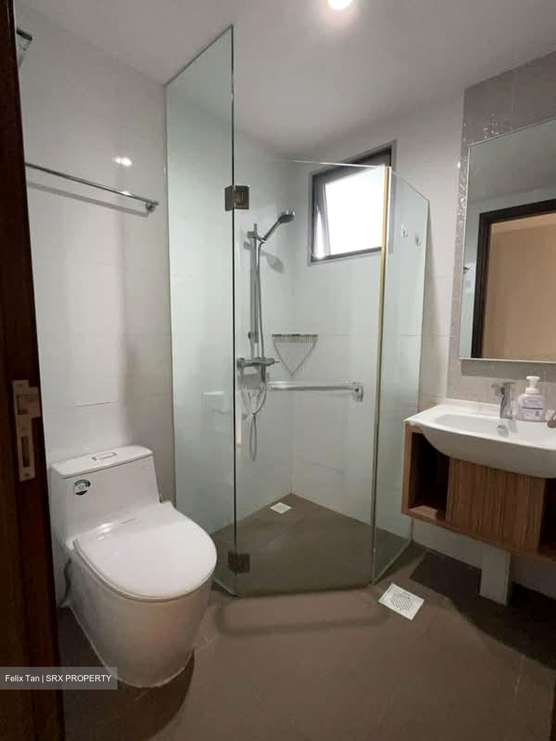 Heron Bay (D19), Condominium #602308791